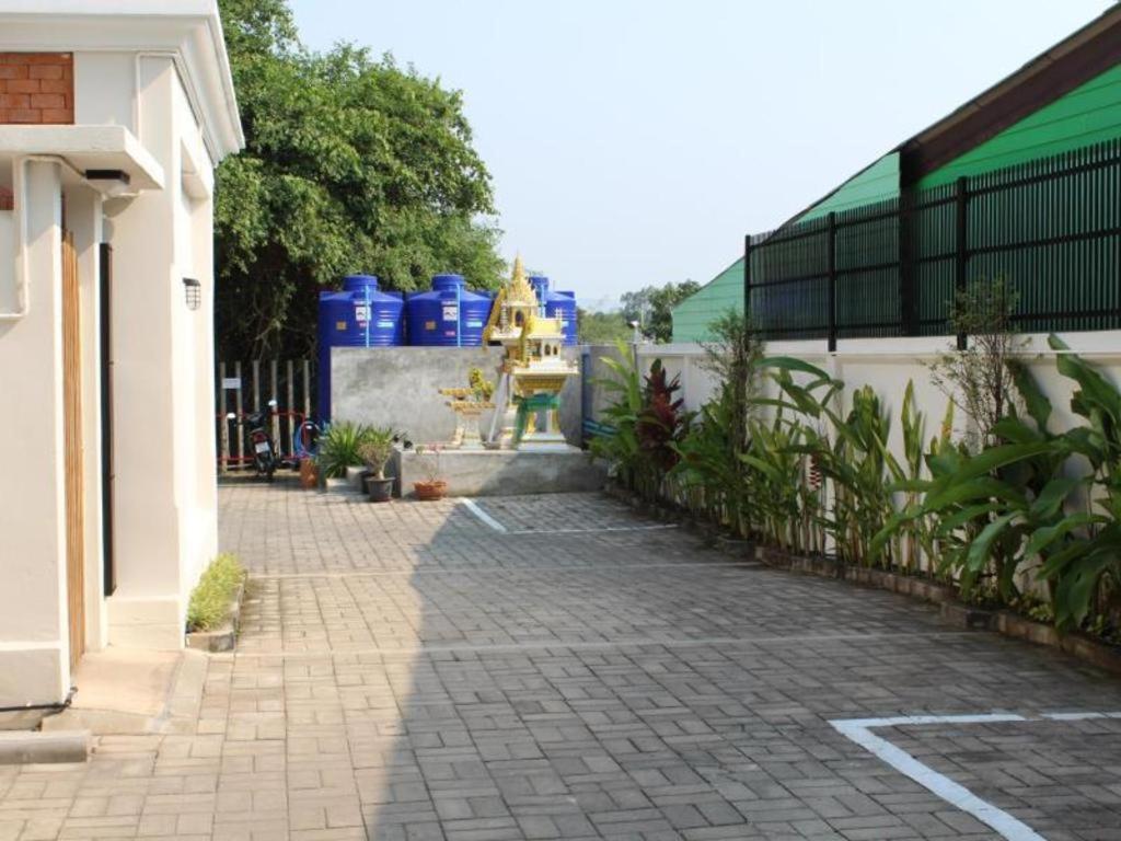 Baan Pimpisa Hotel Bang Sare Luaran gambar
